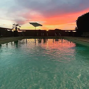 2* Hotel Logis Le Bellevue